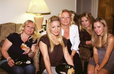 The meeting of the blonds ~ (left to right) Susan, Courtney, Kathleen, Danelle, Spencer.